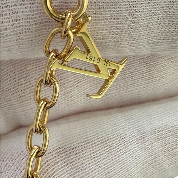 Louis Vuitton: Gold-Plated Swarovski Gamble Necklace Azur - Picture 8 of 8